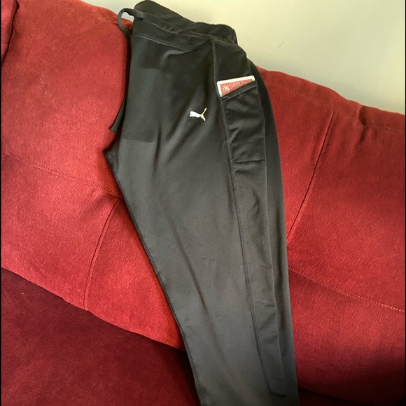 PUMA LADIES CAT LOGO TIGHTS WITH 1 SIDE POCKET BLACK - Picture 3 of 15